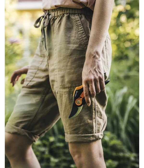 Fiskars - M-P321 Bypass Solid Budama Makası 1057162