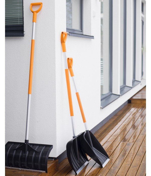 Fiskars - SnowXpert Kar Küreği 141001 Fiskars - SnowXpert Kar Küreği 141001
