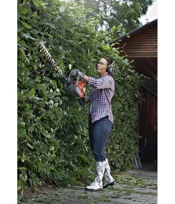 Husqvarna 122 HD60 0,8 HP 60 cm Benzinli Çit Düzeltici Husqvarna 122 HD60 0,8 HP 60 cm Benzinli Çit Düzeltici