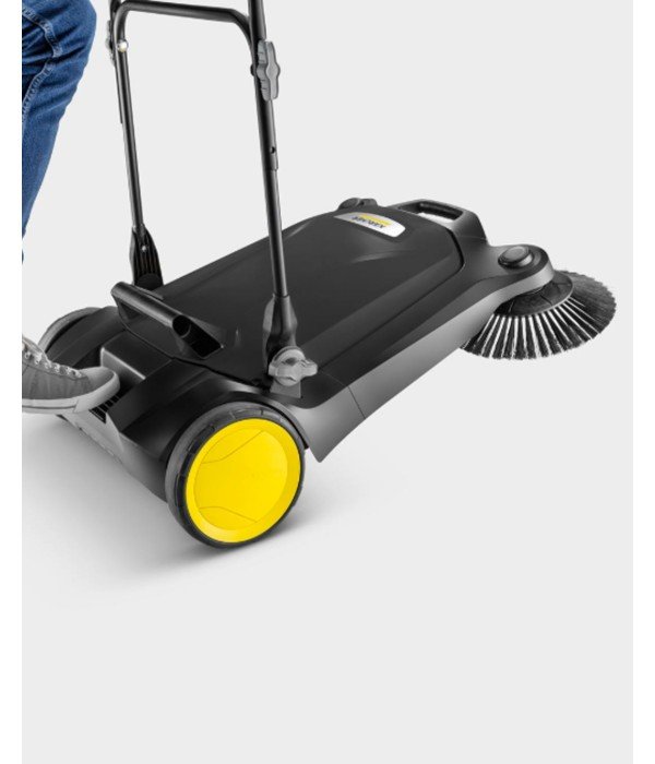 Karcher S 4 Twin Go Further Bahçe Süpürme Makinesi