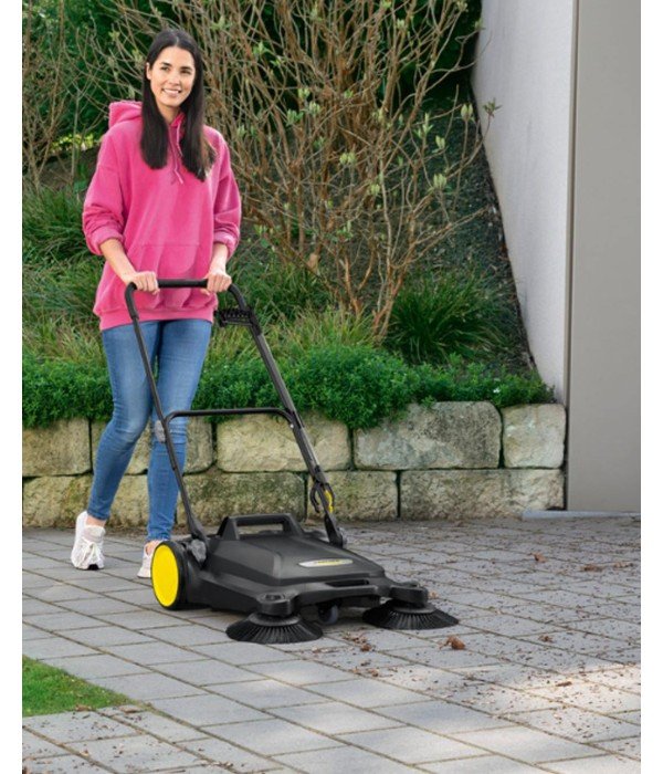 Karcher S 4 Twin Go Further Bahçe Süpürme Makinesi