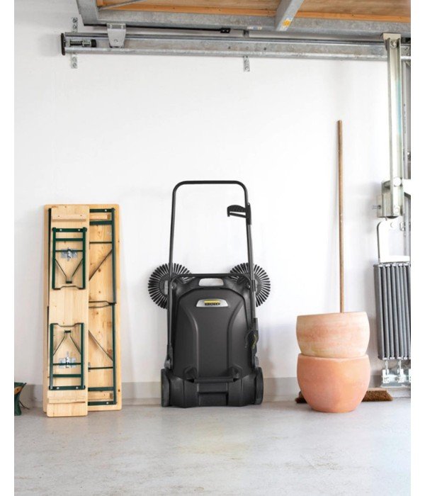 Karcher S 4 Twin Go Further Bahçe Süpürme Makinesi